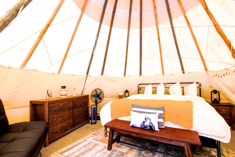 Bedroom 3, Yellowstone Tipis, Park