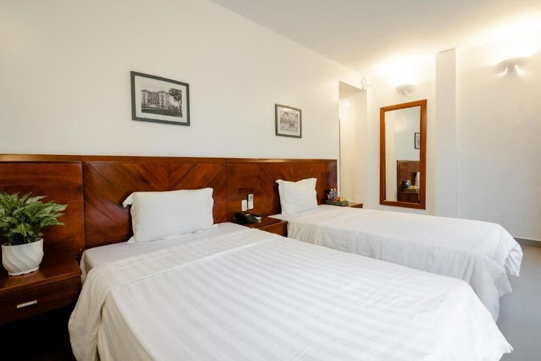 Room 5, White Palace Hotel 2, Thái Bình