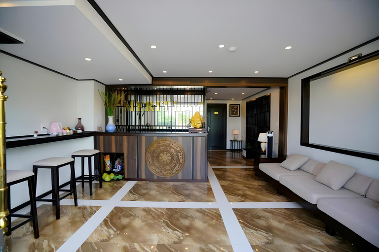 5, Merit Hotel HaLong, Hạ Long