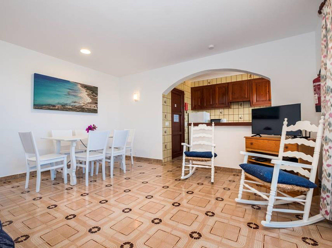 Others 5, Great Son Bou Villa Casa Lucia 3 Bedroom Family Villa Large Spacious Pool, Baleares
