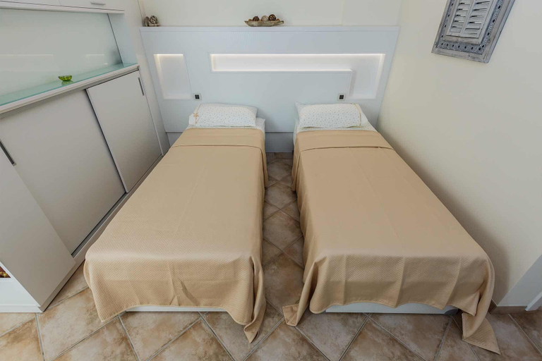Room 5, Apartments Dream, Brela