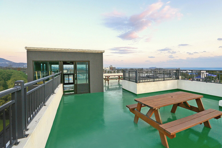 Sport & Beauty, Jeju DK House Pension, Seogwipo