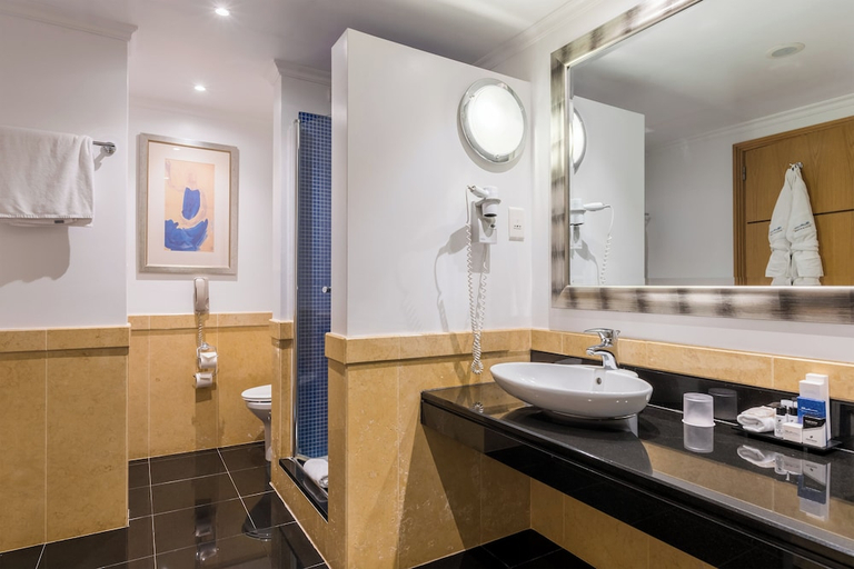 Bathroom 5, Pestana Grand Premium Ocean Resort, Funchal