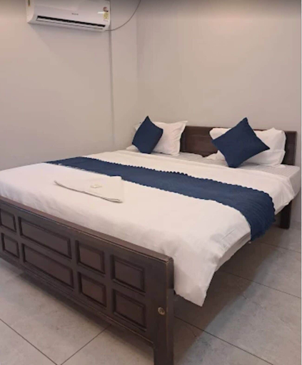 Room 2, Hotel Aiden Residency Aluva, Ernakulam