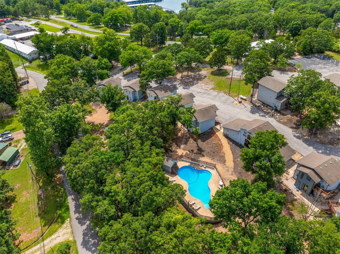 Exterior & Views, Enchanted Woods Retreat Branson, Stone