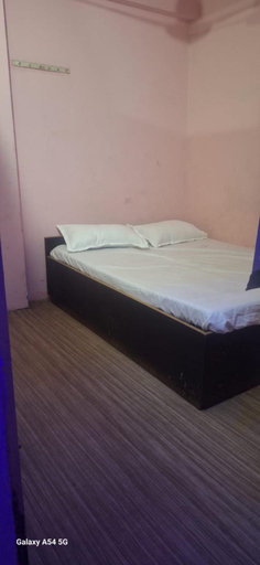 Bedroom 2, ASR Guest House, Gorakhpur