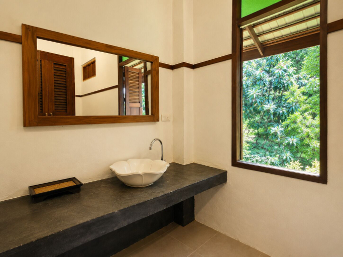 Bathroom 3, Pai River Villa, Pai