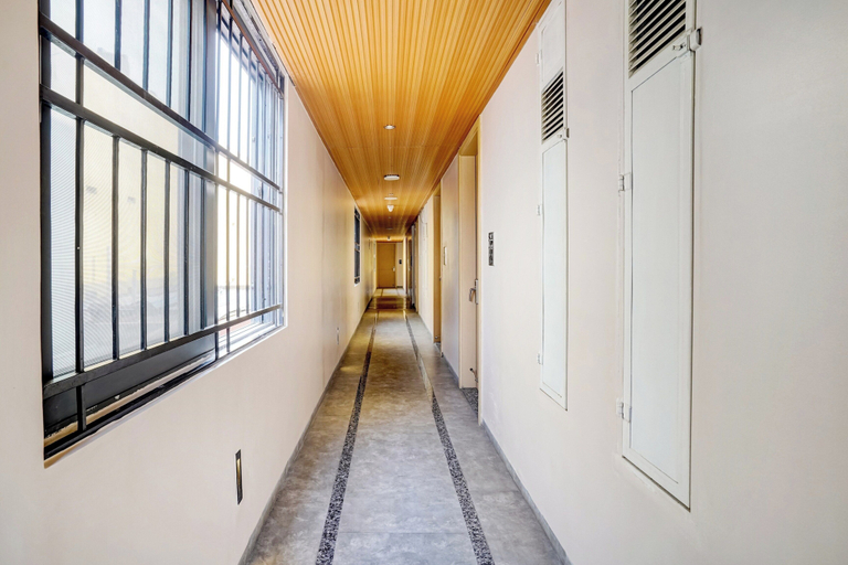 Interior 3, Collection O Metro Park Opp Kalasipalya, Bangalore