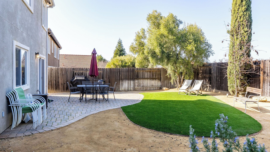 Interior 4, Sunset Summit by Avantstay Modern Kitchen + BBQ Patio Downtown Paso Robles, San Luis Obispo