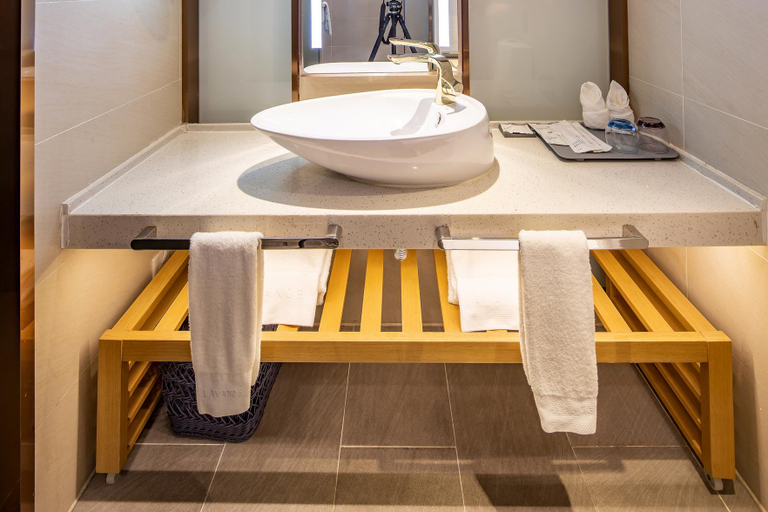 Bathroom, Lavande Hotels·Beijing Yizhuang Development Zone, Beijing