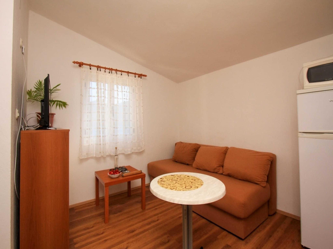 Others 5, Apartments Eres Zuronja-One-Bedroom Apartment with Sea View 2, Ston