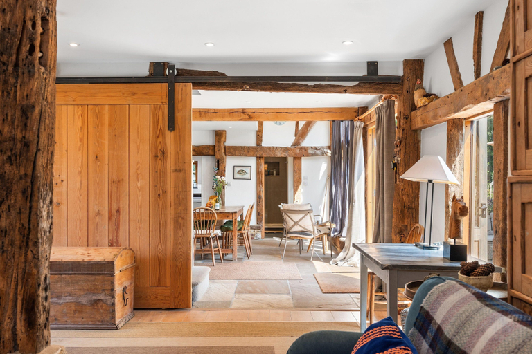 Room 4, Medleys Barn By My Getaways, East Sussex
