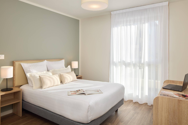 Bedroom 3, Quality Aparthotel Nancy Centre, Meurthe-et-Moselle