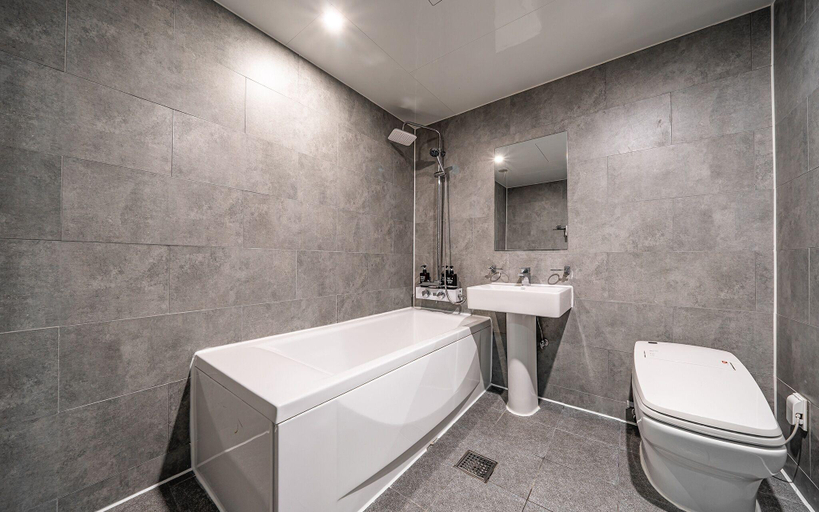 Bathroom 5, Ansan Sangnoksu Top, Hwaseong