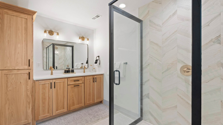 Bathroom 4, The Blue Sapphire - Dock, Hot Tub & Fire Pit, Camden