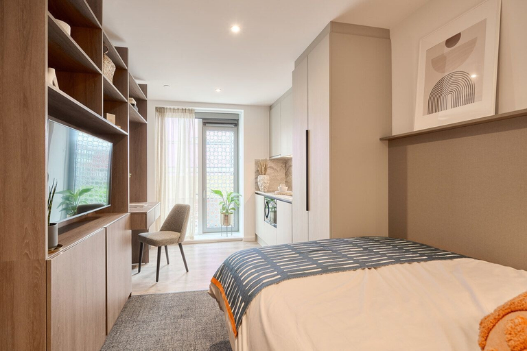 Bedroom 2, Student Only The Lyra, London