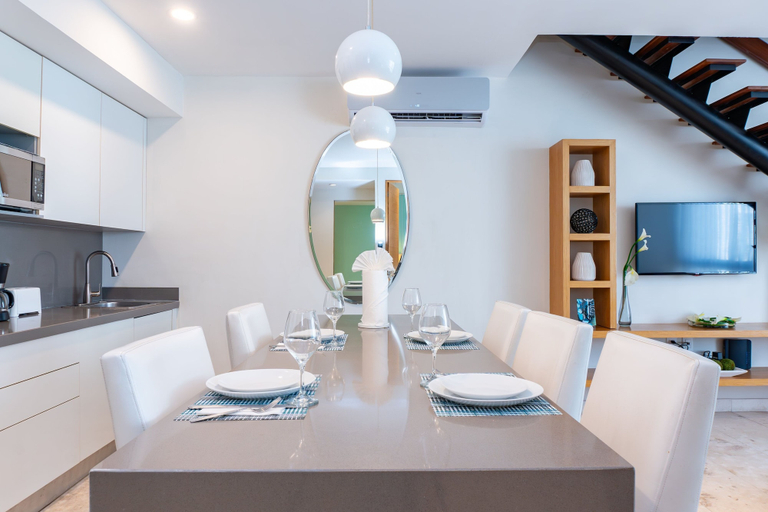 Dining 5, Anah 410 2 Bedroom Condo by RedAwning, Cozumel
