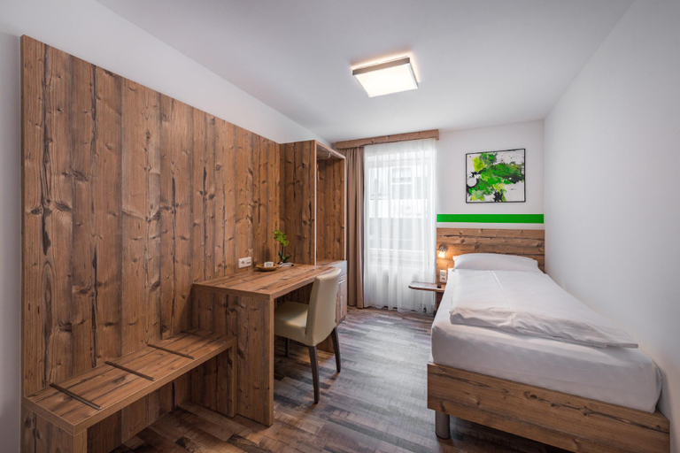 Bedroom 2, City Rooms Wels, Wels