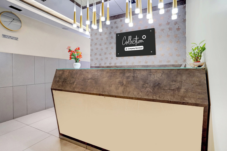 Lobby 2, Collection O Metro Park Opp Kalasipalya, Bangalore