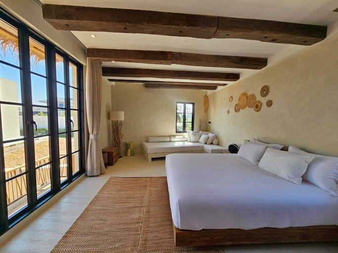 Room 3, Sun-kissed Retreat Beachfront villa, Cha-Am