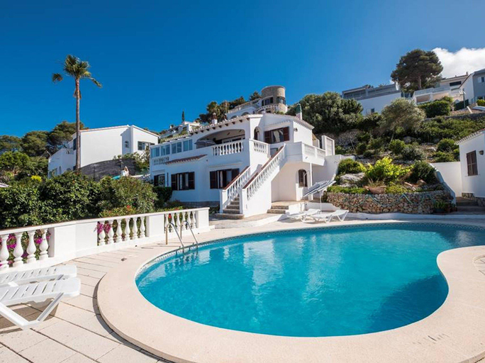 Sport & Beauty 2, Great Son Bou Villa Casa Lucia 3 Bedroom Family Villa Large Spacious Pool, Baleares