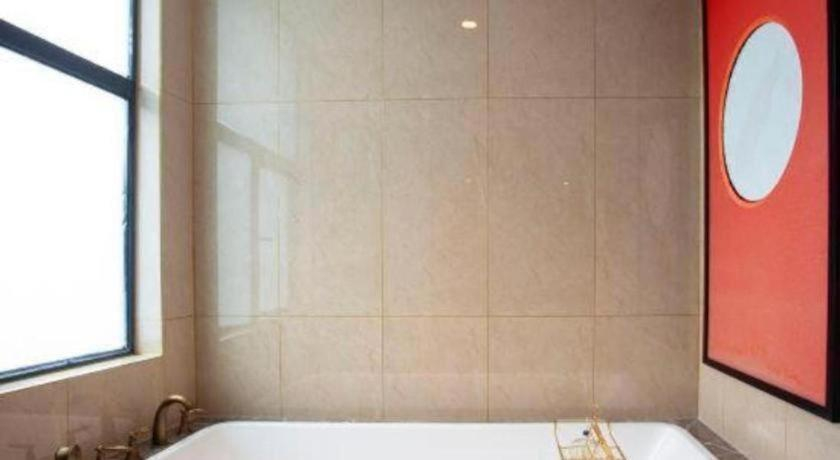 Bathroom 3, E-Cheng Hotel Yangjiang Baili Plaza, Yangjiang