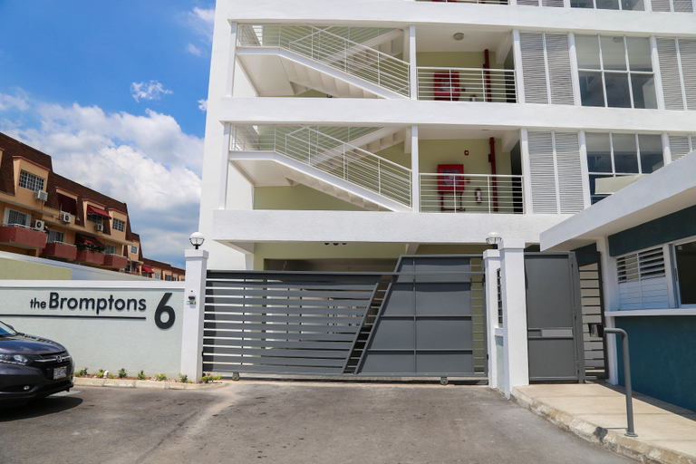 Exterior & Views 2, The Bromptons Secure Gated Condo
