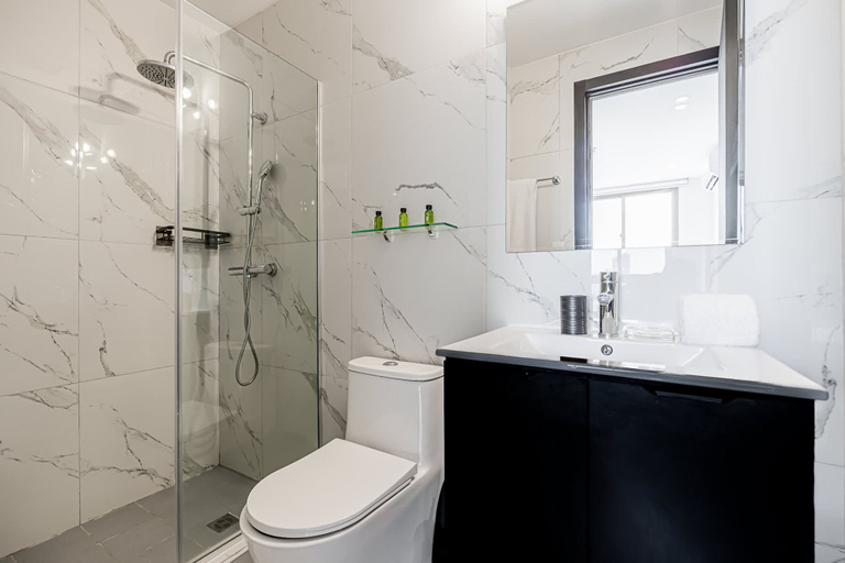Room 3, w Upscale 1BR w AC in Vibrant Obarrio, Panamá