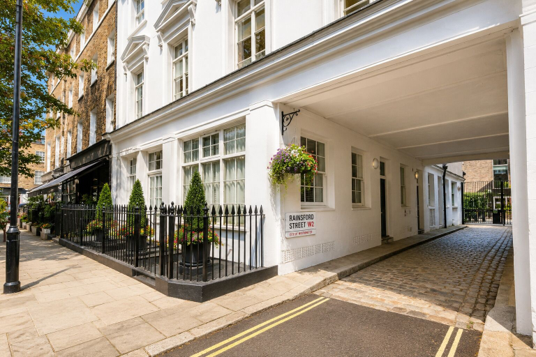 Front of property 5, Hyde Park Premium Duplex Apartment, London