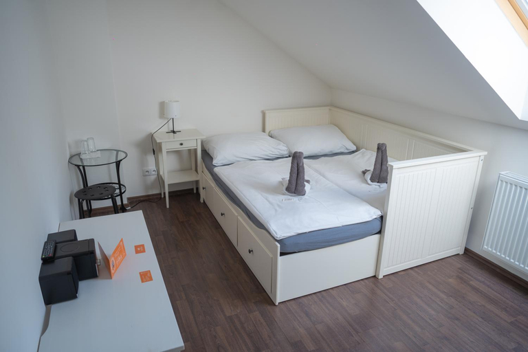 Bedroom 2, Havirska bouda, Kutná Hora