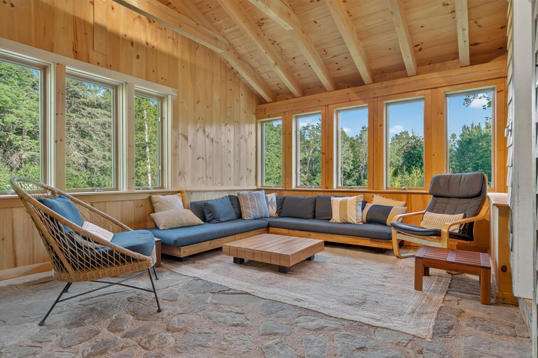 Room 4, 4 Br Sleeps 8 - Kayaks - Fire Pit - Dog Friendly, Caledonia