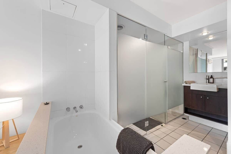 Interior 2, Inner City Action! 3bed/2bath/1car/3balconies, Brisbane