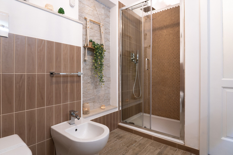 Bathroom 5, Casa Makrame in Syracuse, Syracuse