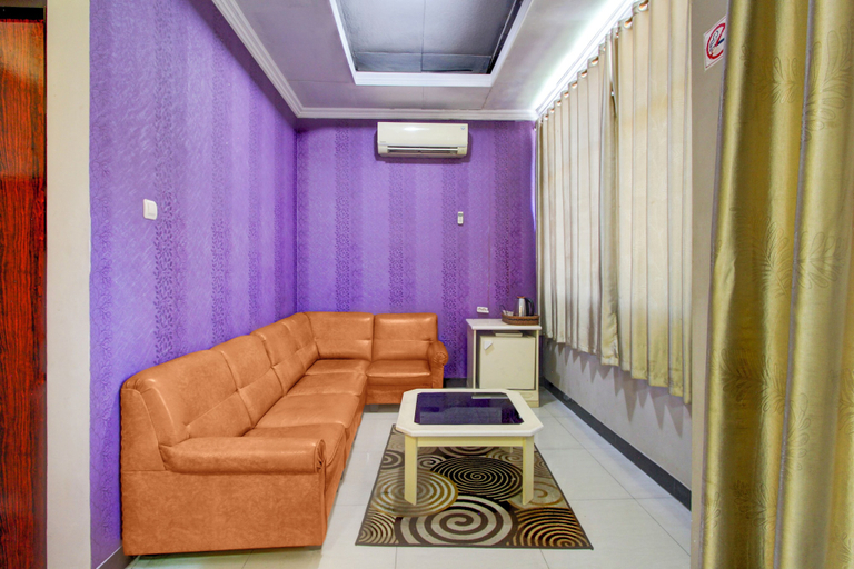 Others 5, OYO 3934 Hotel Istana, Pekalongan