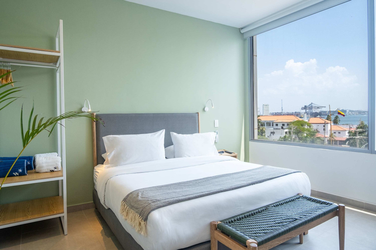 Room 1, w Idyllic 3BR w Vibrant Terrace in CTG, Cartagena de Indias