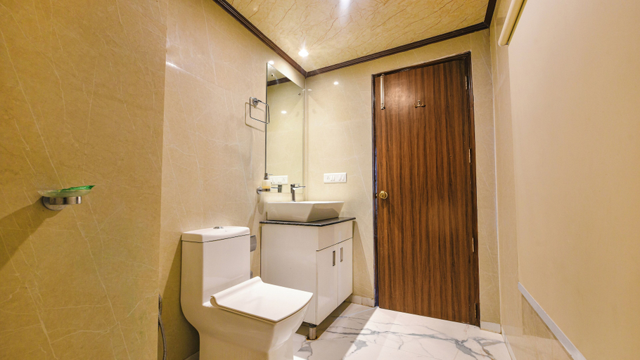 Bathroom 4, OnlyStay Alpine Retreat Shimla, Shimla