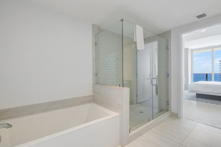 Bathroom 3, 4010-SthOcean-3705, Broward