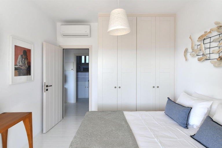 Others 5, Luxury Paros Villa Villa Akaste Beautiful Serene Glisidia, South Aegean