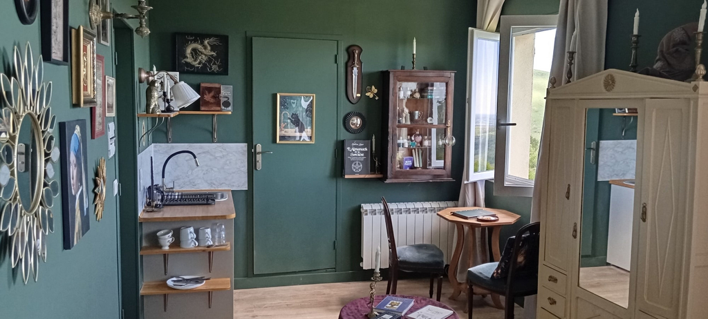 Interior 5, La Maison d'Osquich, Pyrénées-Atlantiques
