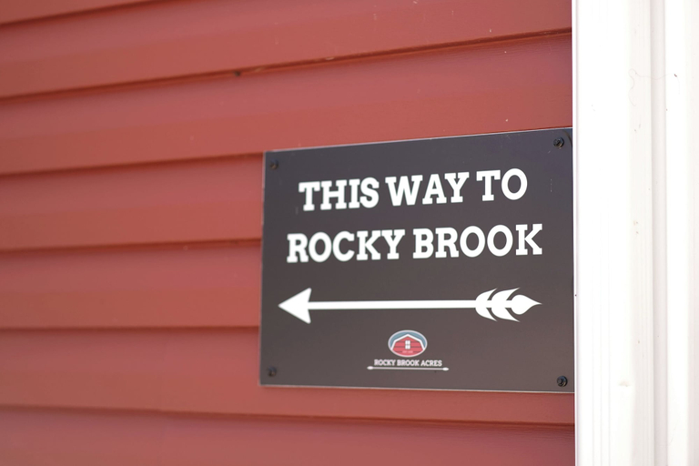 Exterior detail 2, Rocky Brook Acres, Division No. 5