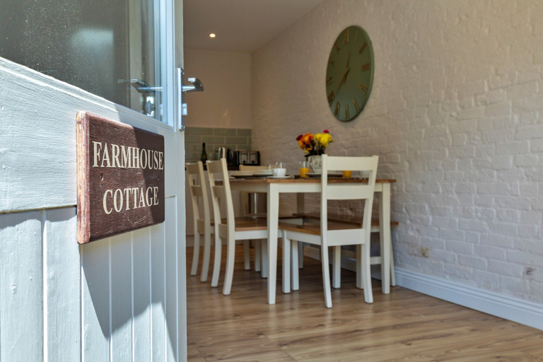 Reception, Scenic Snowdonia Coastal Cabin, Derbyshire