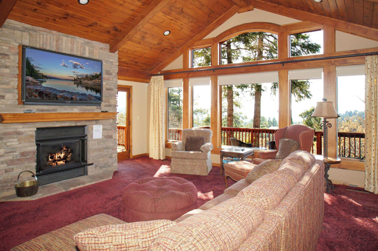 Others 4, Luxury View Lodge, San Bernardino