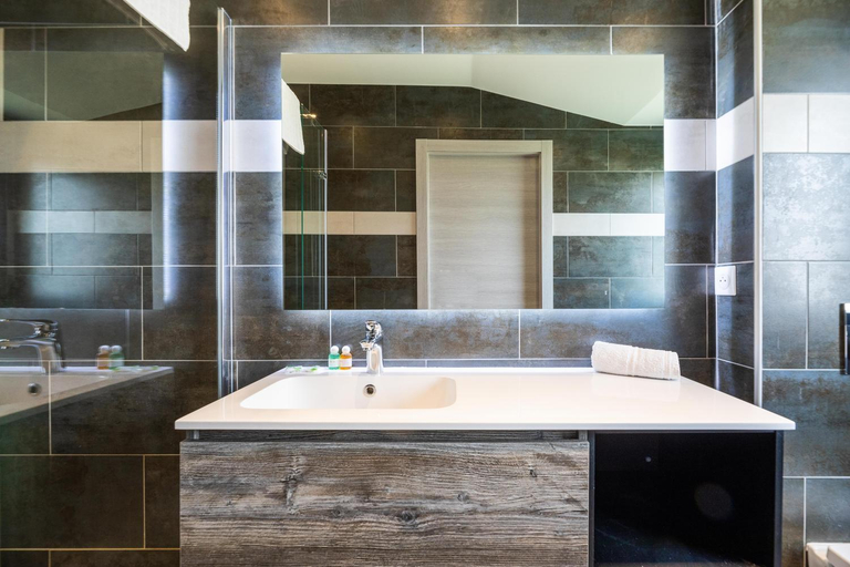 Bathroom 3, Casa u fornu Residence & Spa, Haute-Corse