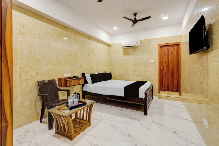 Room 2, Collection O Tiruvannamalai, Tiruvannamalai