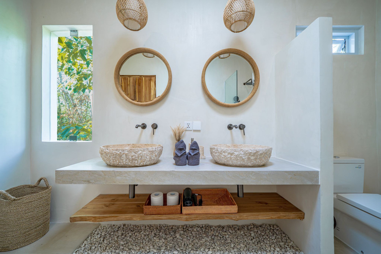 Bathroom 2, Rocha Villa Uluwatu, Badung