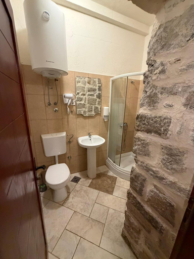 Bathroom, Old Town Homestel
