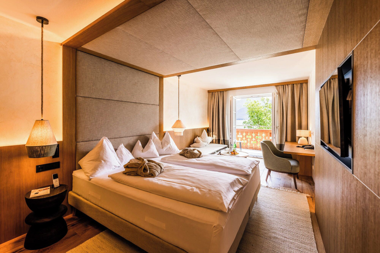 Bedroom 3, Hotel Seevilla Wolfgangsee, Gmunden