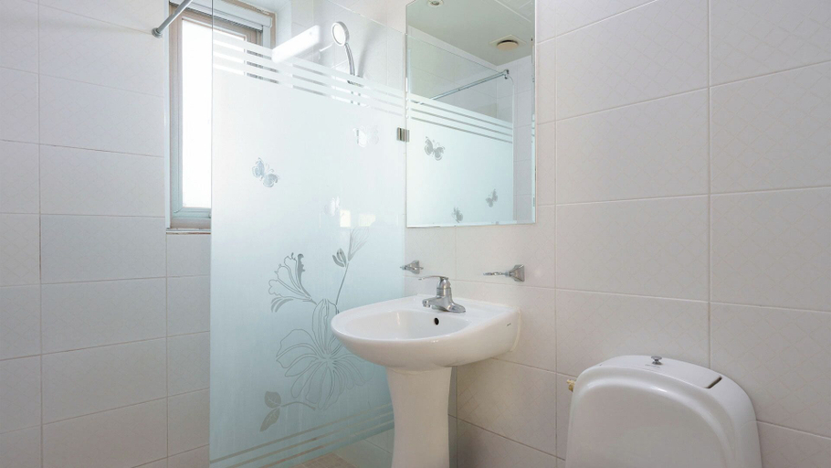 Bathroom 4, Yangyang Haetteuneun Changmun Pet-friend, Yangyang