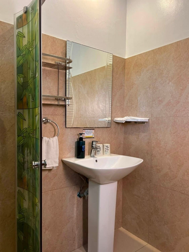 Bathroom 5, Infinity Sands Resort, San Juan