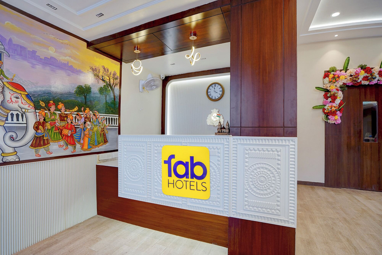 Reception 3, FabHotel SV Grand I - 1 KM From Kashi Vishwanath Temple, Varanasi